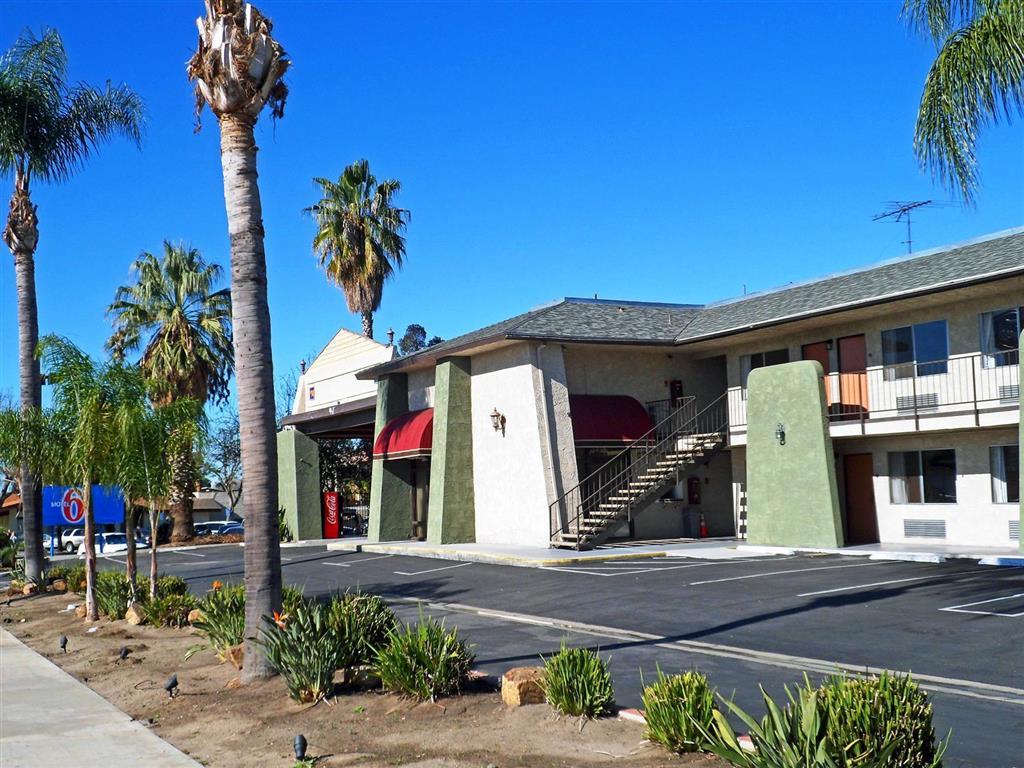 Motel 6-Redlands, Ca Bagian luar foto