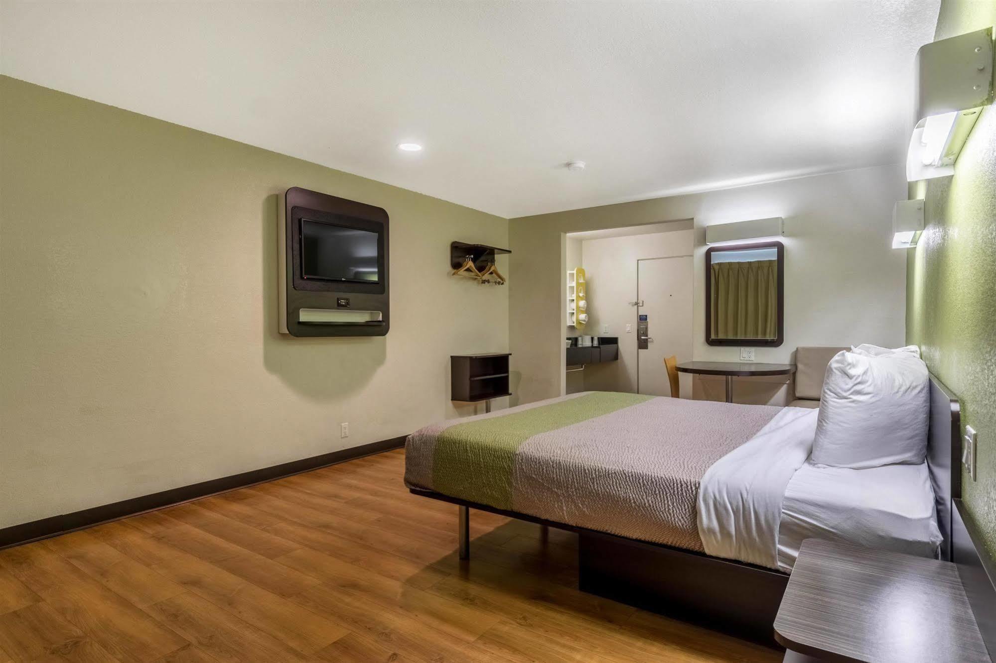 Motel 6-Redlands, Ca Bagian luar foto