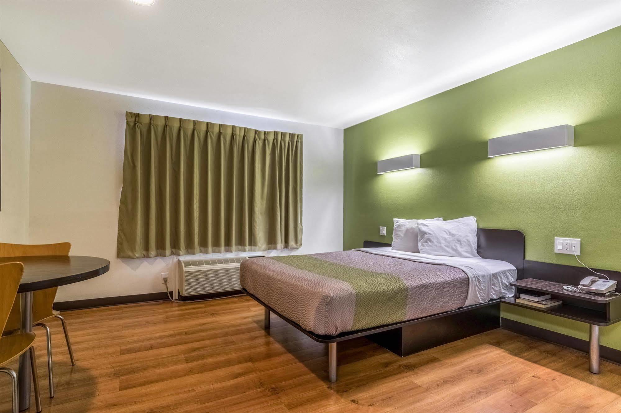 Motel 6-Redlands, Ca Bagian luar foto
