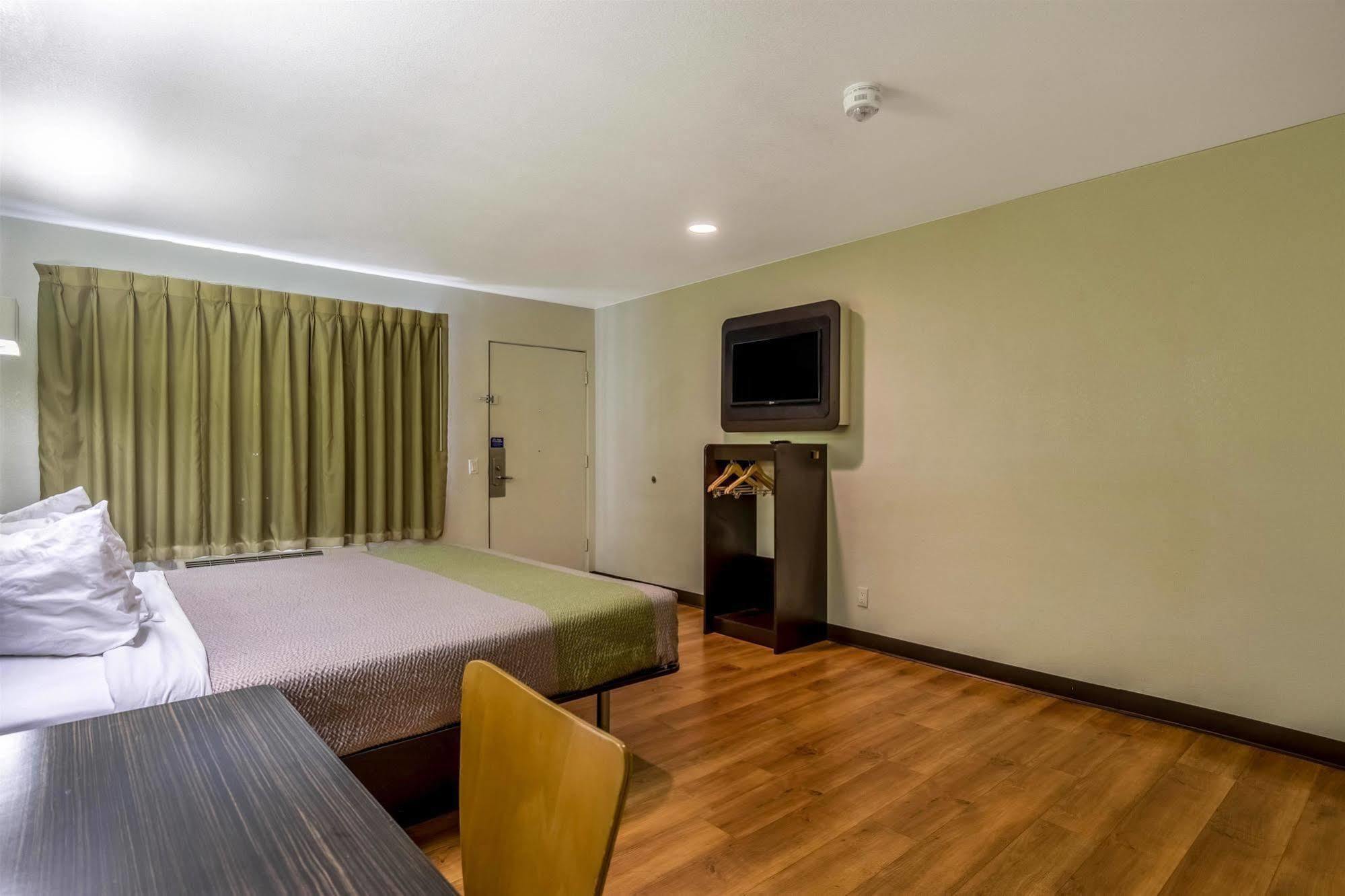 Motel 6-Redlands, Ca Bagian luar foto